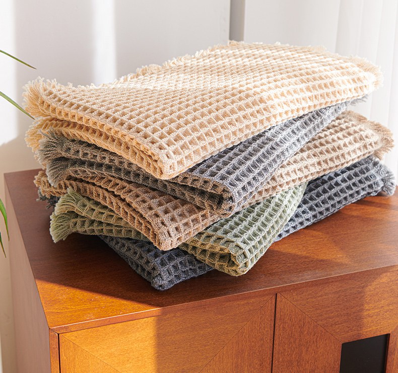 Waffle bath mat set